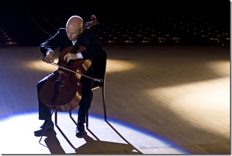 Cellist Robert deMaine.