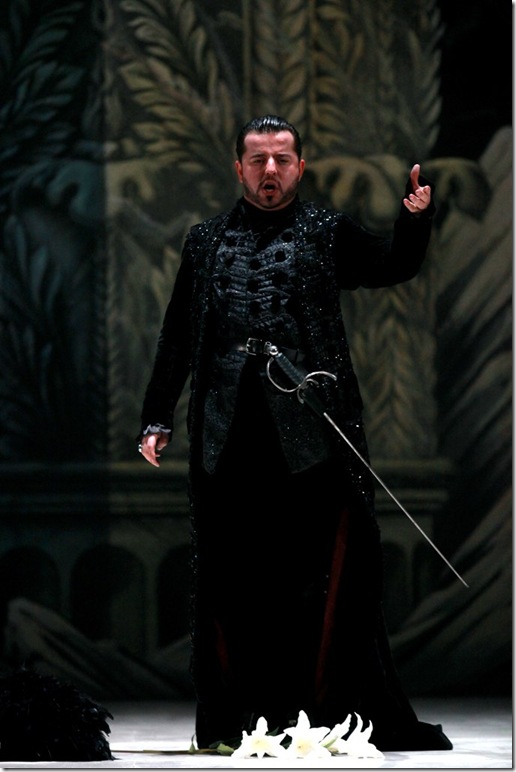 Gezim Myshekta as Don Giovanni.