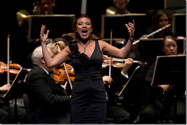 Soprano Corinne Winters sings Sempre libera, from Verdi’s La Traviata.