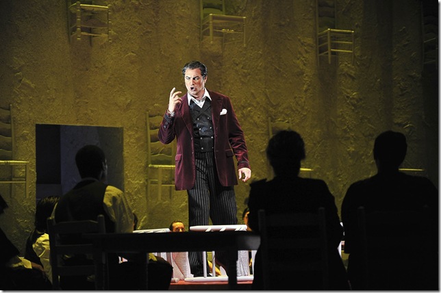 Mark Walters as Escamillo in Carmen. (Photo by Gaston de Cardenas)