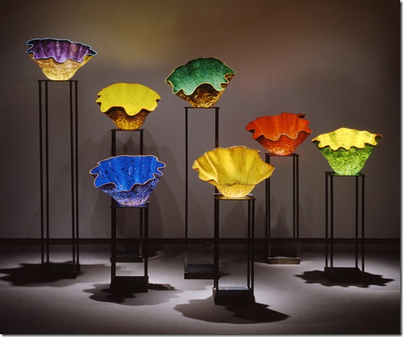 Macchia Forest (1994), by Dale Chihuly.
