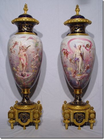 Palace-size pair of Sèvres urns with covers. (Courtesy of Toulouse Antique Gallery, Manhattan Beach, Calif.)