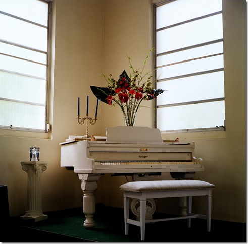 Spiritual Piano (2008), by Christiaan Lopez-Miro.