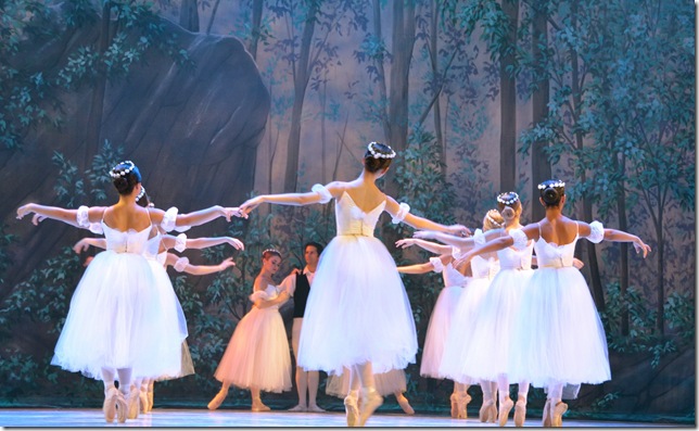 A scene from Les Sylphides. (Photo by Lisa Lardner) 