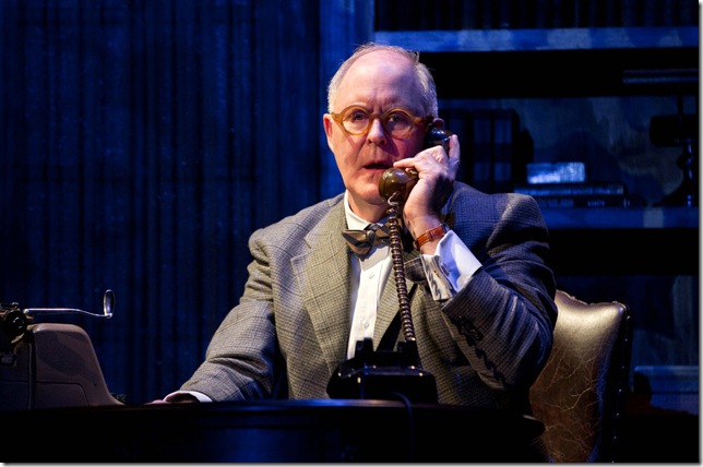 John Lithgow in The Columnist. (Photo by Joan Marcus)