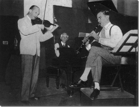 Joszef Szigeti, Béla Bartók and Benny Goodman, rehearsing Contrasts.