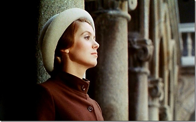 Catherine Deneuve in Tristana (1970).