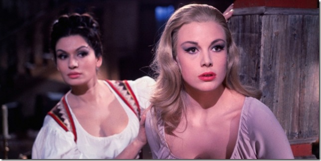 Rika Diallina and Susy Andersen in Black Sabbath (1963).