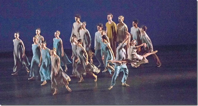 Miami City Ballet dancers in Symphonic Dances. (Photo by Daniel Azoulay)