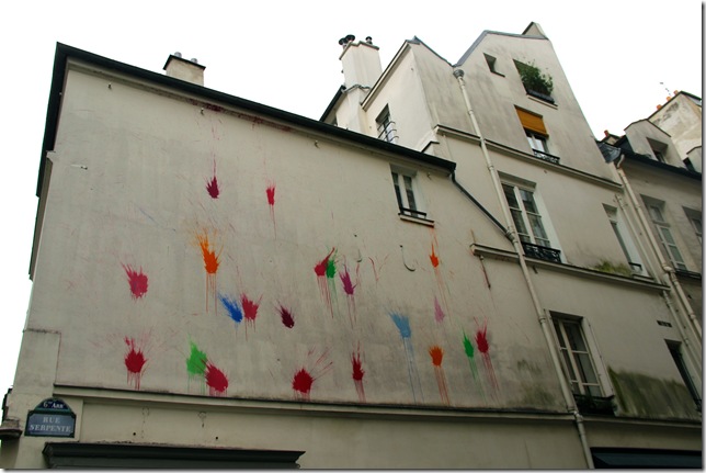 Splotches of street art on rue Serpente in the 6th arrondissement. (Photo by Chloe Elder)