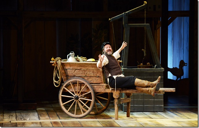 Robert Petkoff as Tevye in “Fiddler on the Roof.” (Photo by Alicia Donelan)