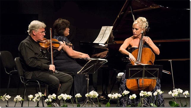 The Zukerman Trio, from left: Pinchas Zukerman, Angela Cheng and Amanda Forsyth. (Photo by Nicholas Brodard)