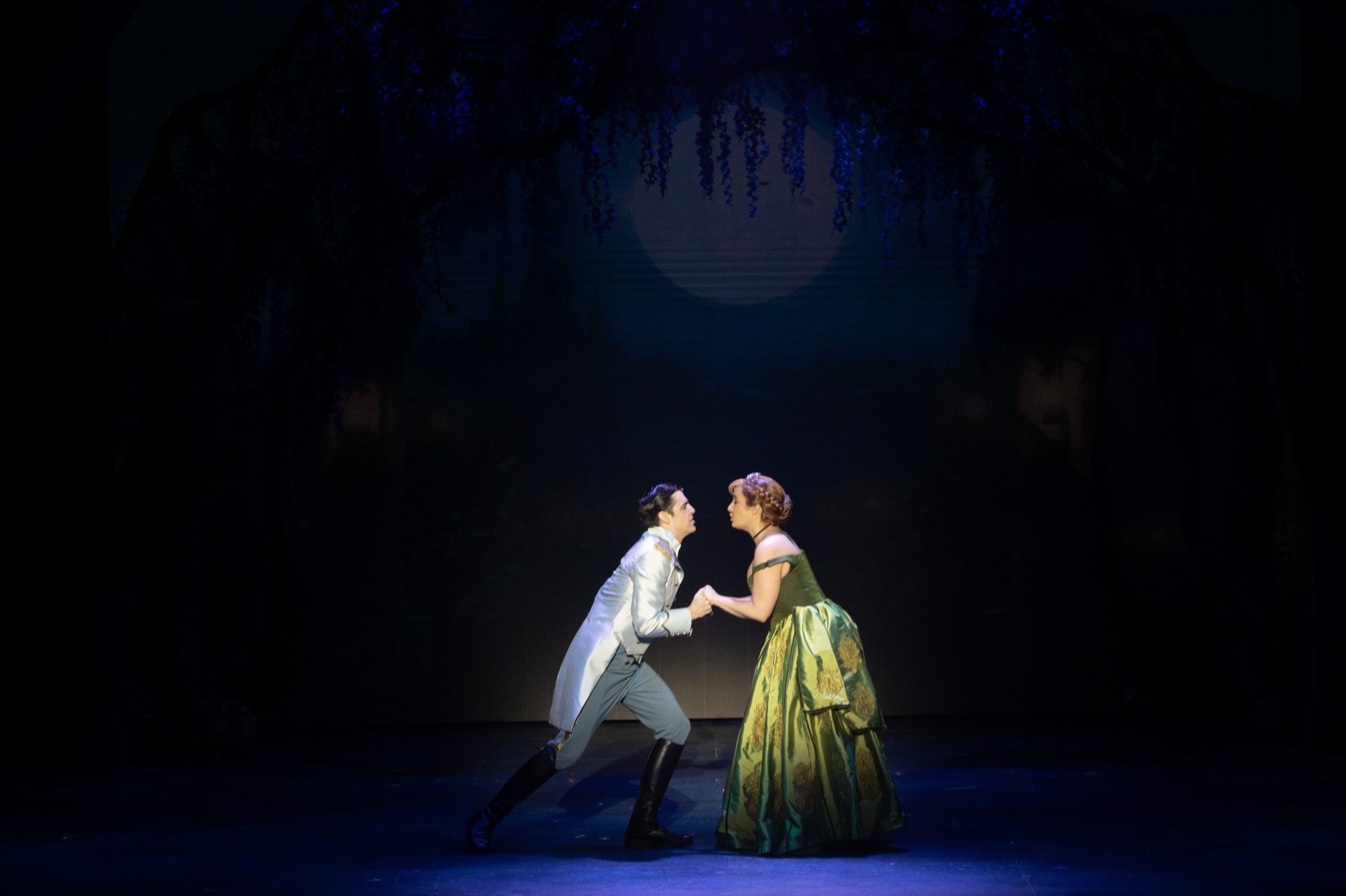 For Director And Cast, Stage Version Of ‘frozen’ At Maltz Has All Of 